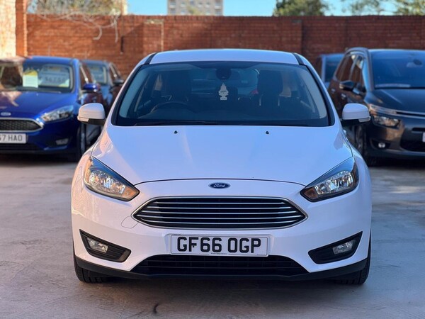 Used Ford Focus 2016 for sale - 76107339: Photo 3