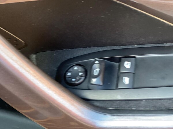 Used Peugeot 2008 2015 for sale - 76075975: Photo 20
