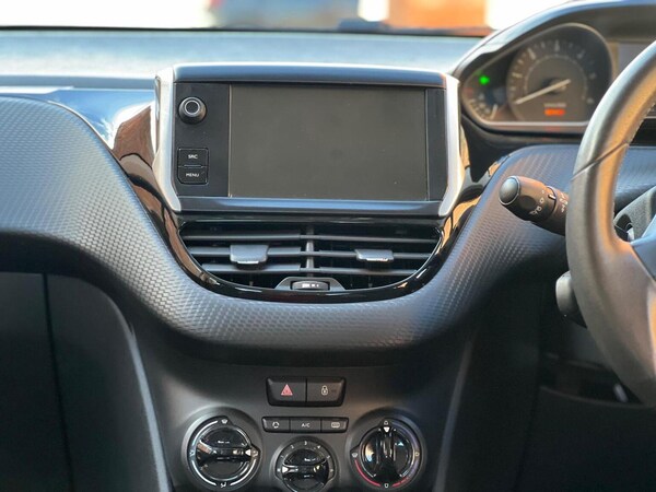 Used Peugeot 2008 2015 for sale - 76075975: Photo 40