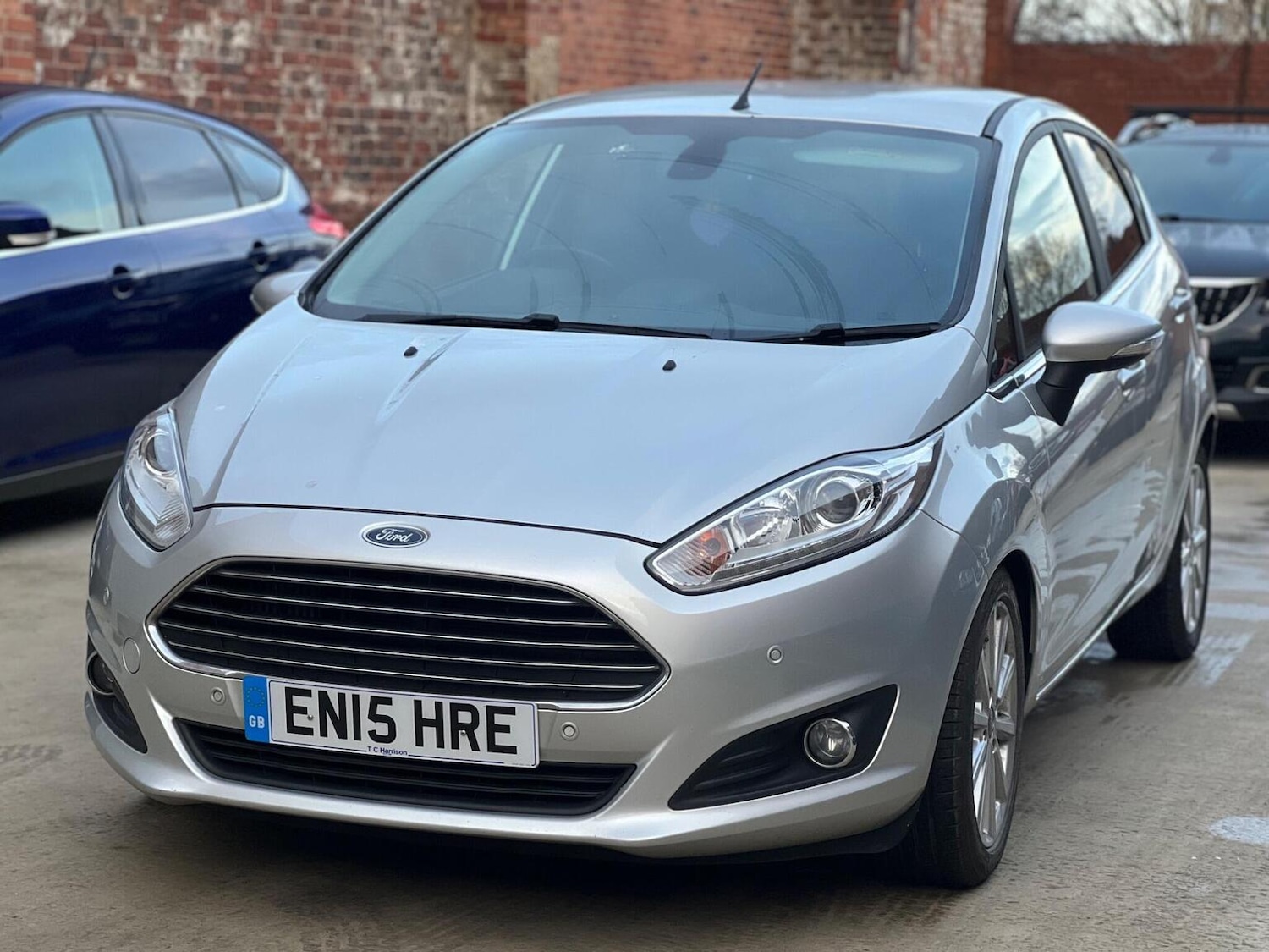 Used Ford Fiesta 2015 for sale - 76821580: Photo 2