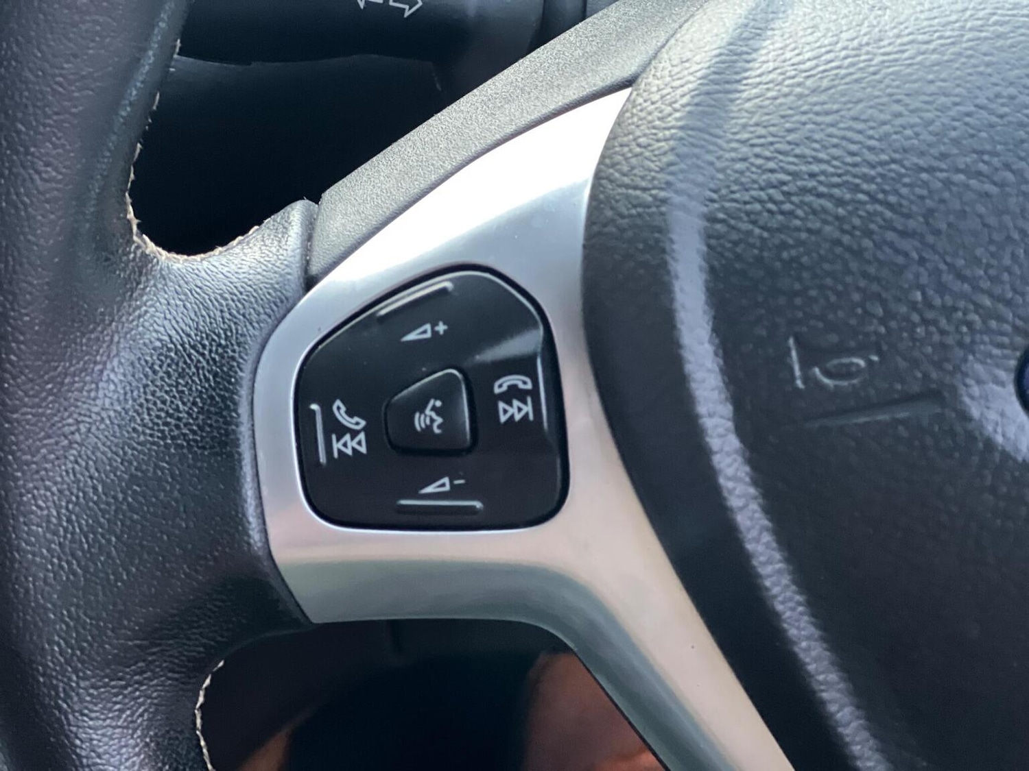 Used Ford Fiesta 2015 for sale - 76821580: Photo 26