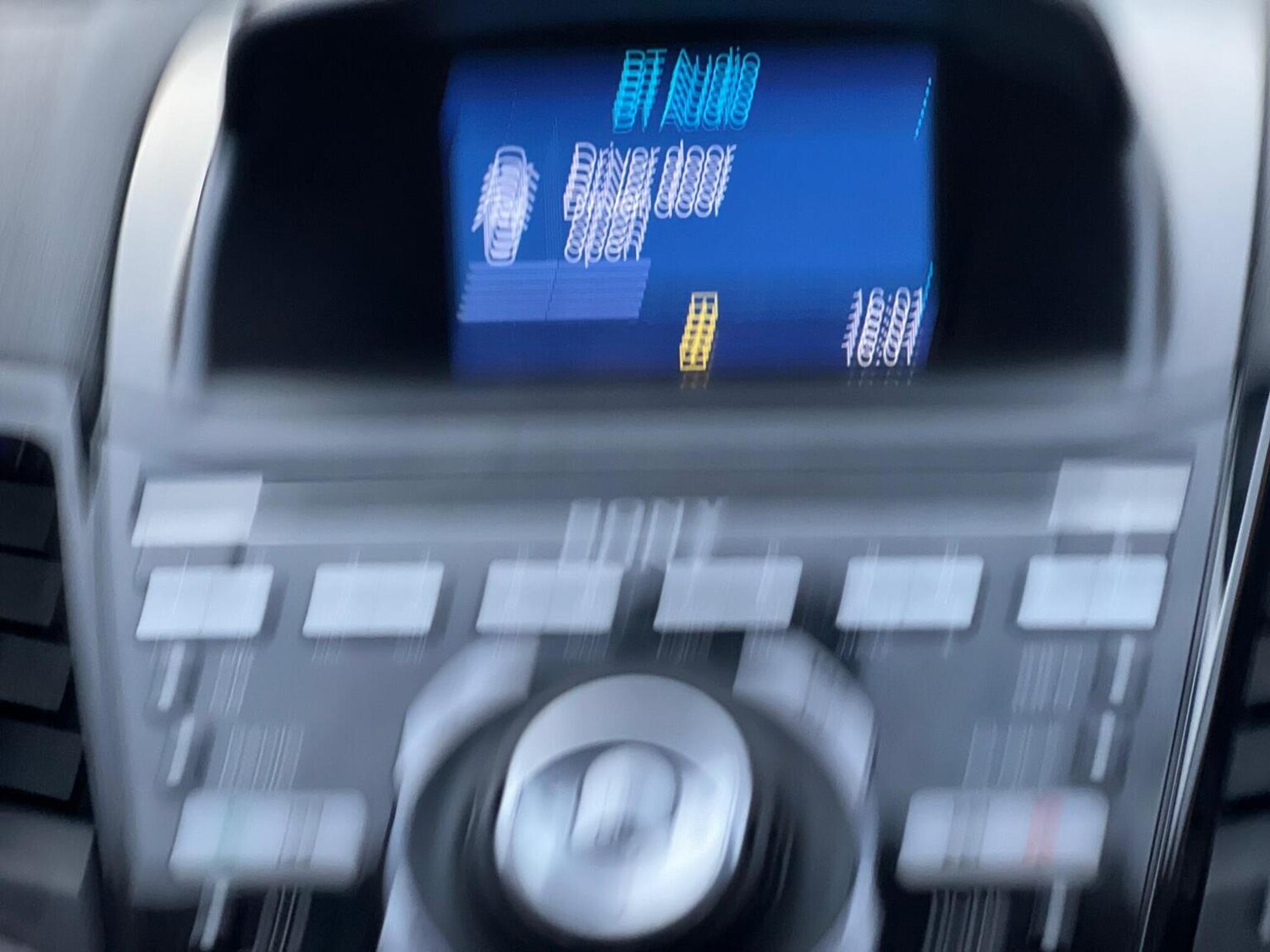 Used Ford Fiesta 2015 for sale - 76821580: Photo 33