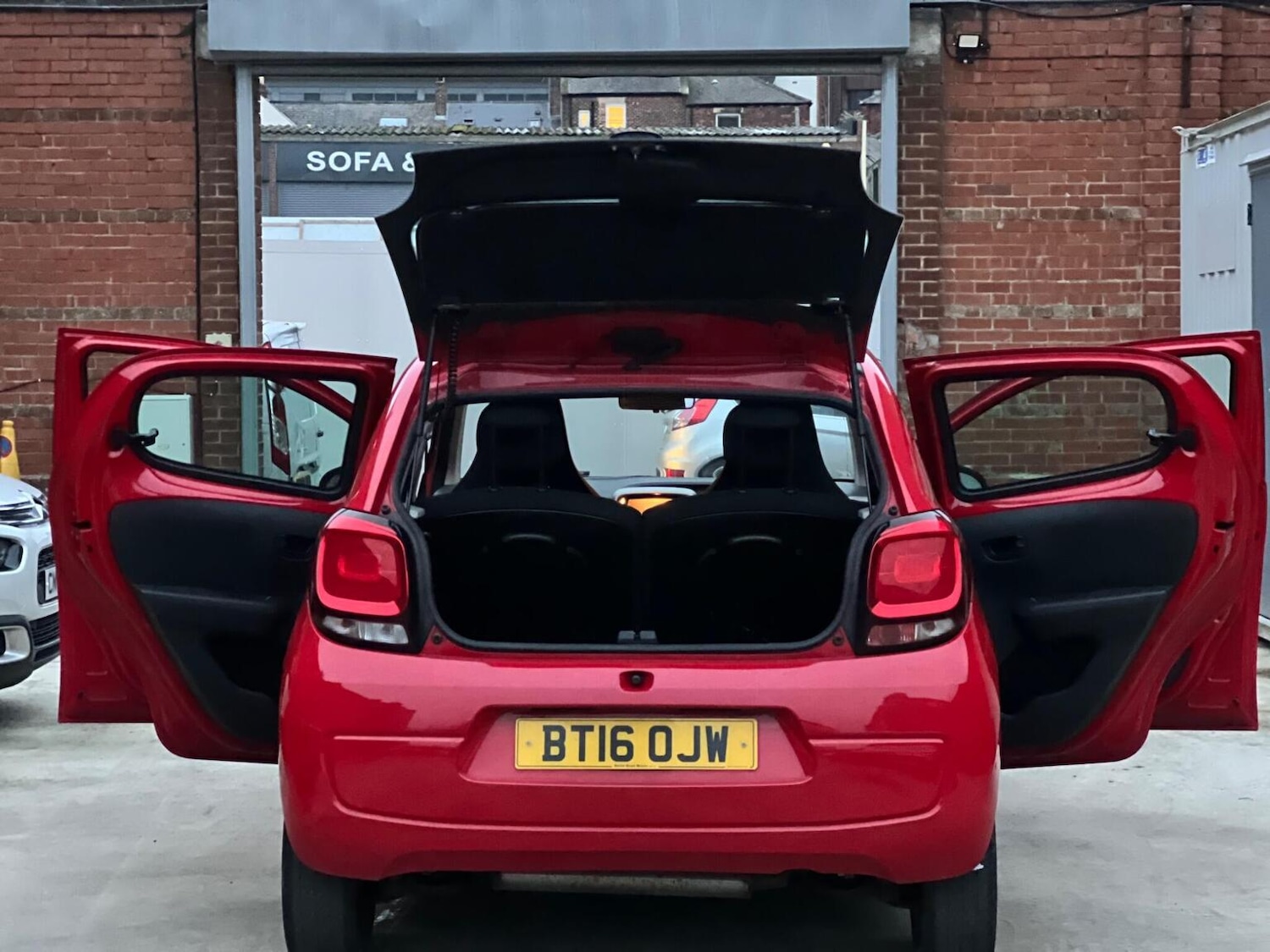 Used Citroen C1 2016 for sale - 76605782: Photo 24