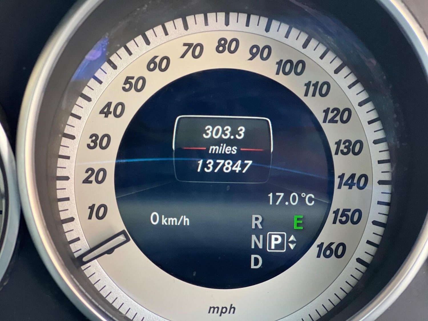 Used Mercedes-Benz E-Class 2014 for sale - 76107294: Photo 36