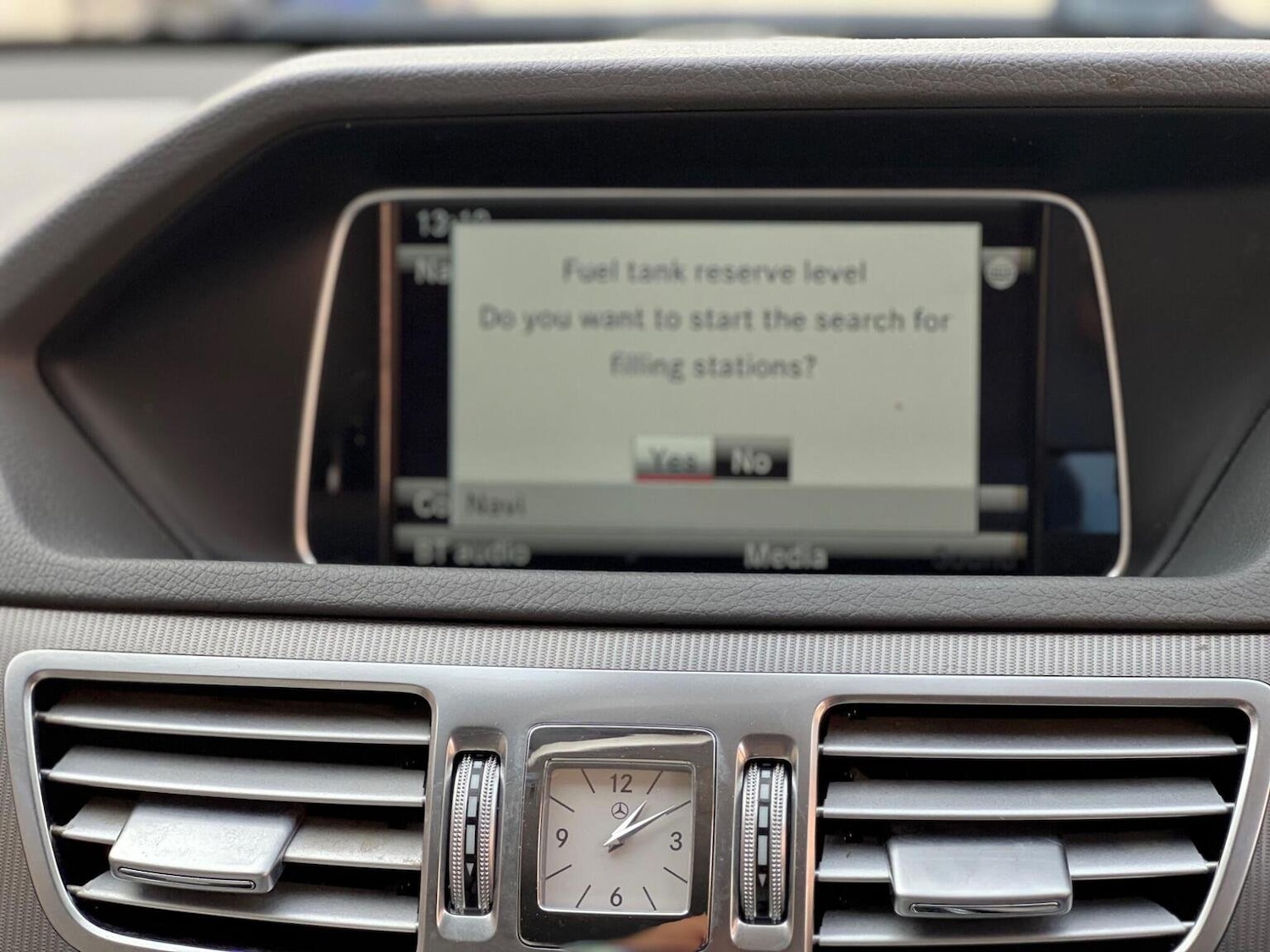 Used Mercedes-Benz E-Class 2014 for sale - 76107294: Photo 37