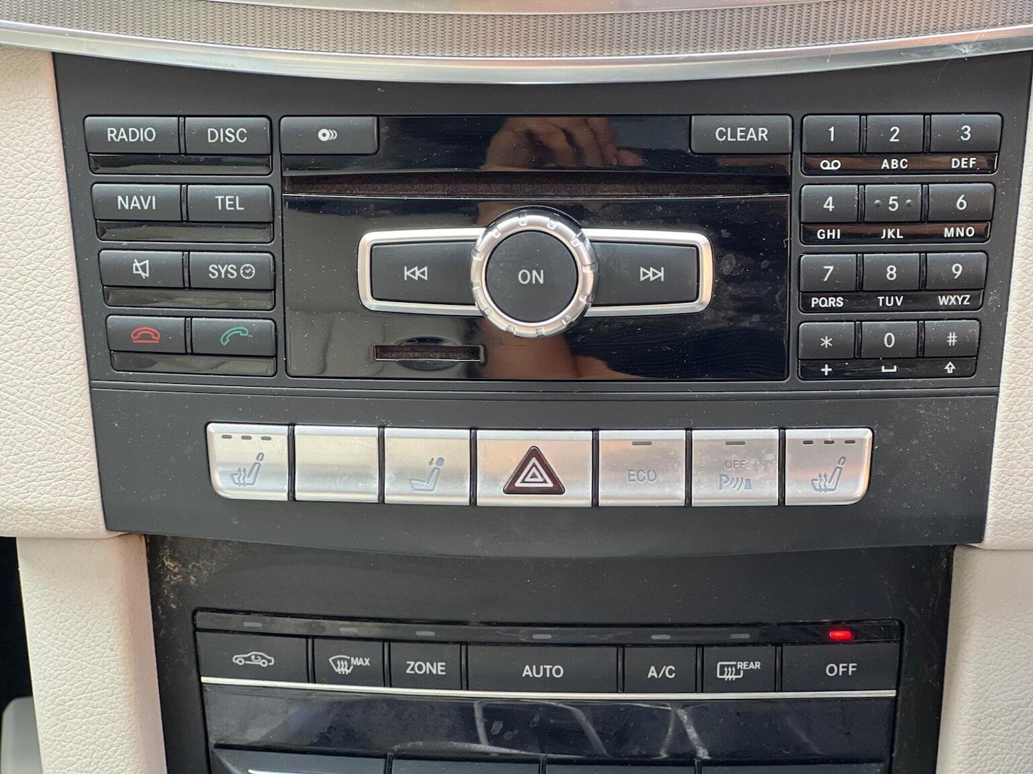 Used Mercedes-Benz E-Class 2014 for sale - 76107294: Photo 39