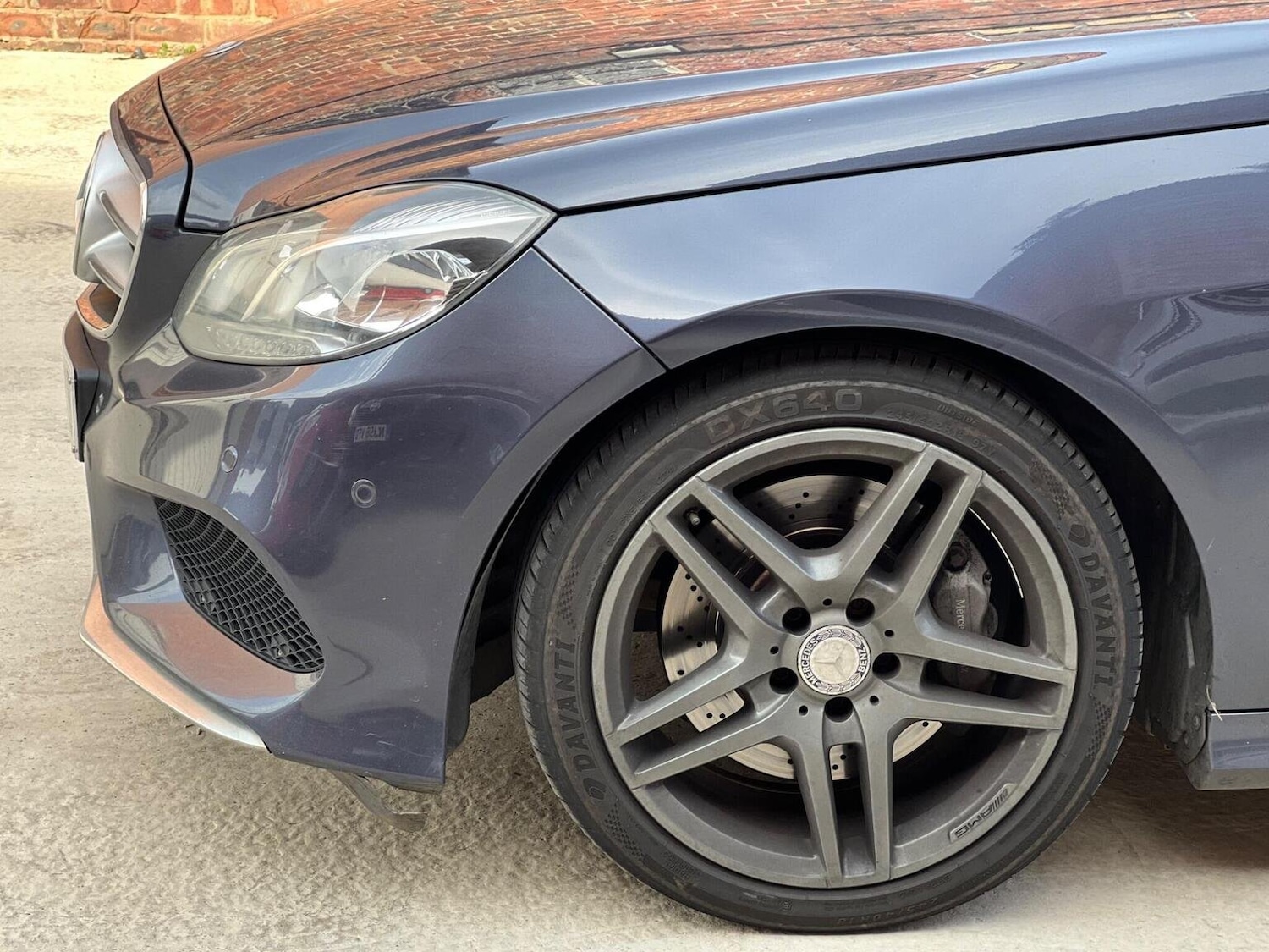 Used Mercedes-Benz E-Class 2014 for sale - 76107294: Photo 4