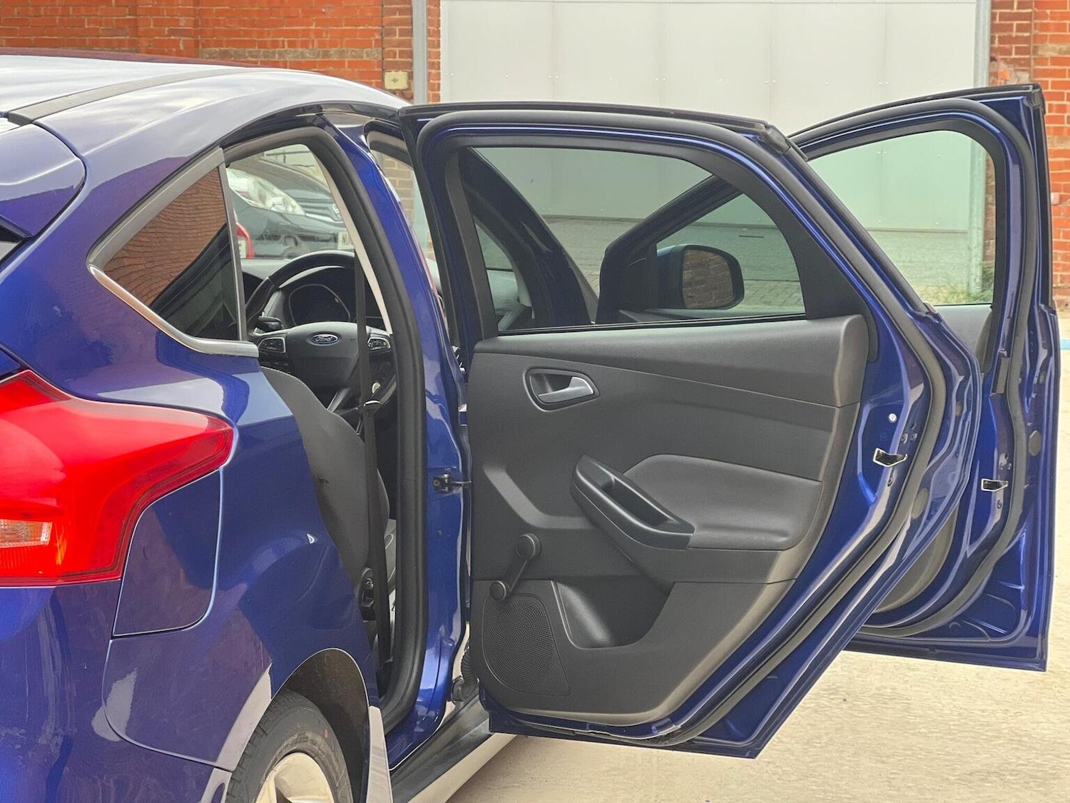 Used Ford Focus 2017 for sale - 75587226: Photo 16