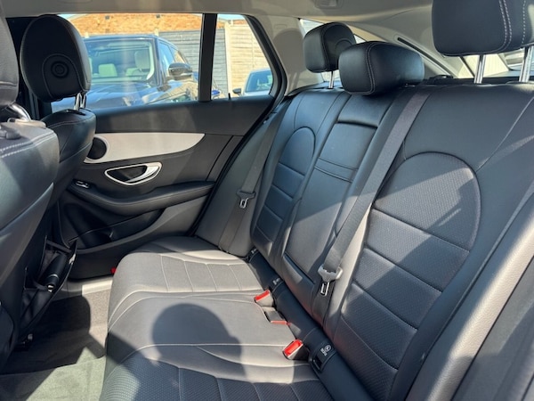 Used Mercedes-Benz C-Class 2015 for sale - 76098165: Photo 19