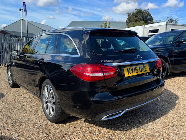 Used Mercedes-Benz C-Class 2015 for sale - 76098165: Photo 3