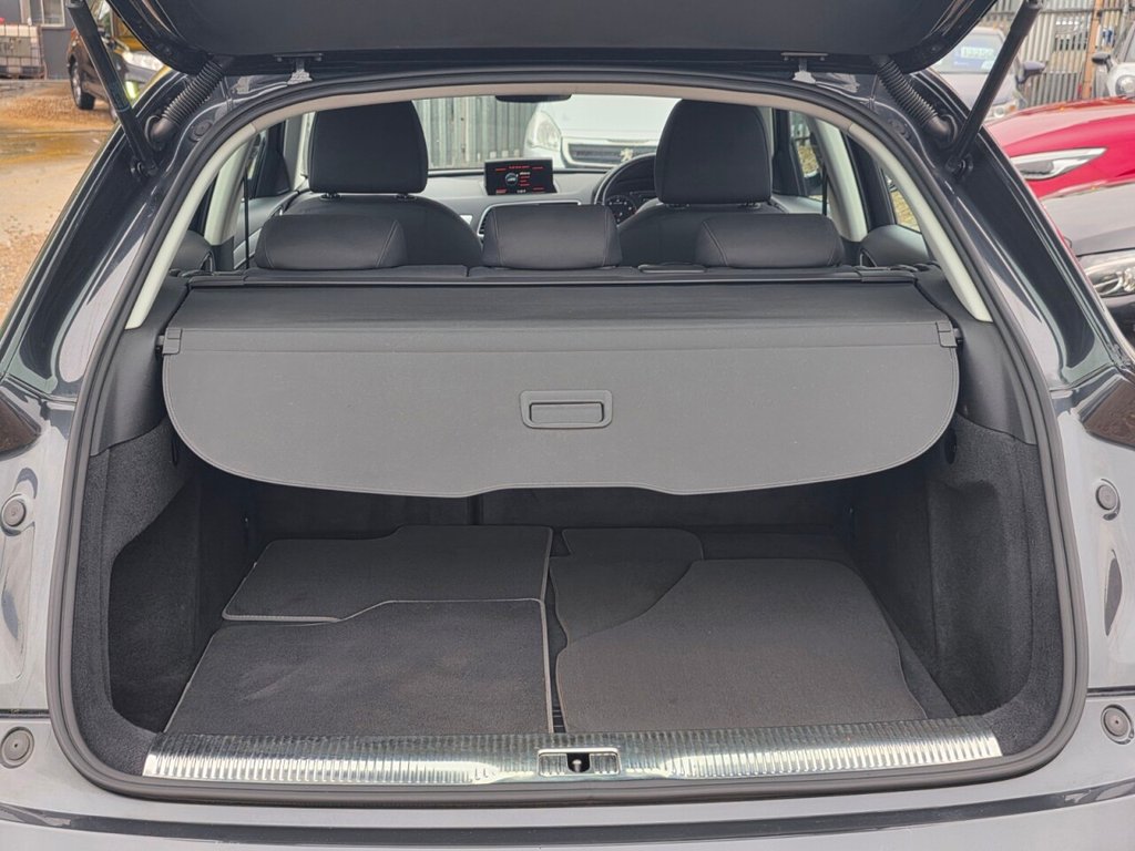 Used Audi Q3 2018 for sale - 76291590: Photo 10