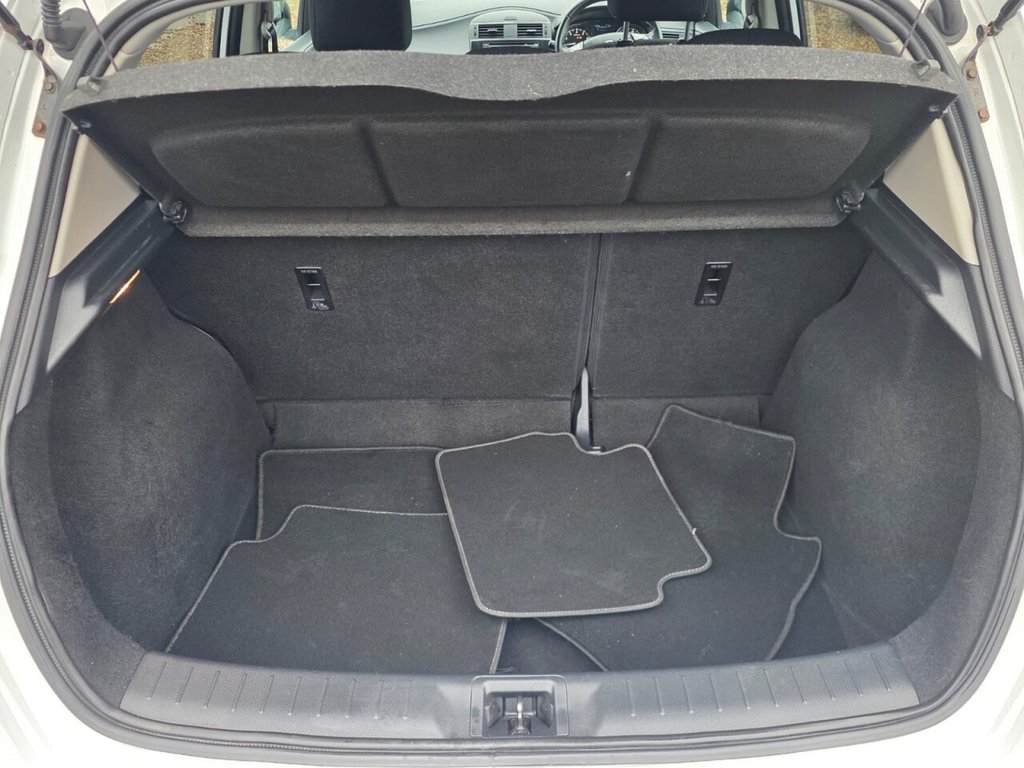 Used Nissan Pulsar 2015 for sale - 77140192: Photo 11