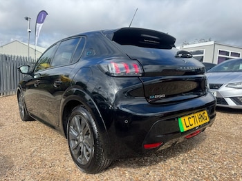 Used Peugeot E-208 2021 for sale - 75998558: Photo