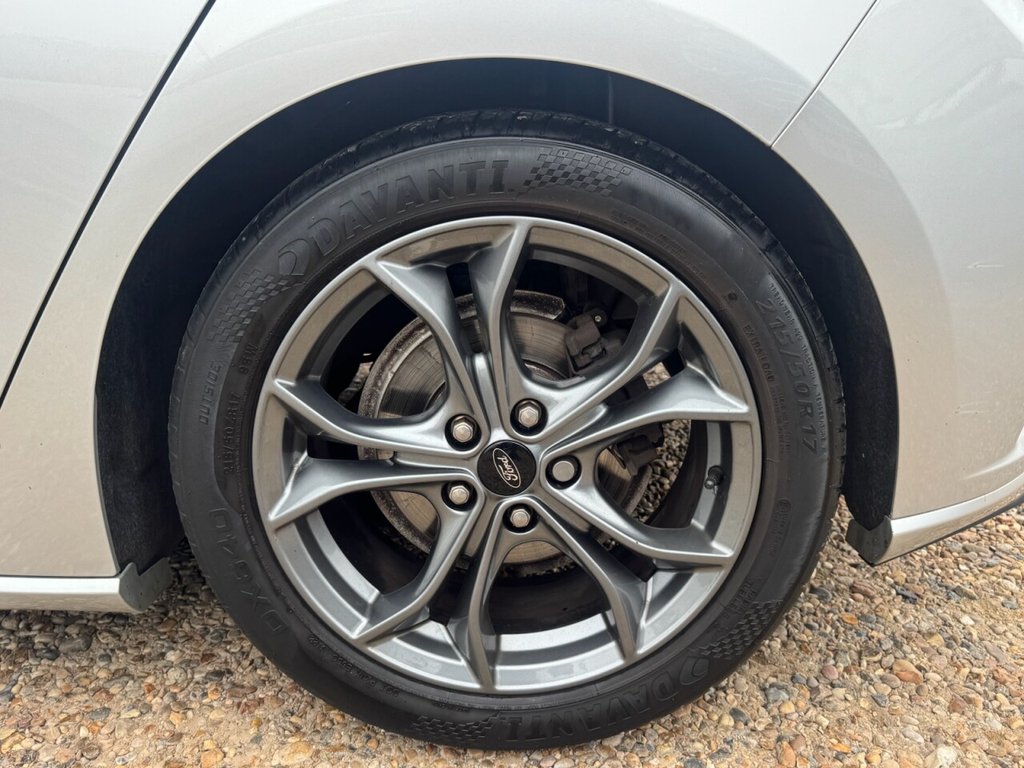 Used Ford Focus 2019 for sale - 76163223: Photo 18