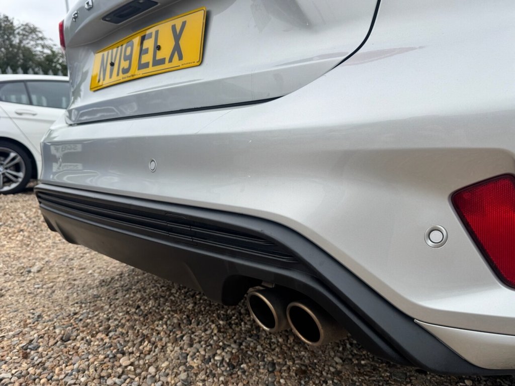 Used Ford Focus 2019 for sale - 76163223: Photo 8