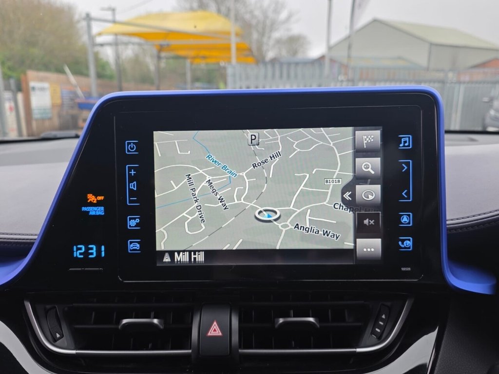 Used Toyota C-HR 2017 for sale - 77122334: Photo 27