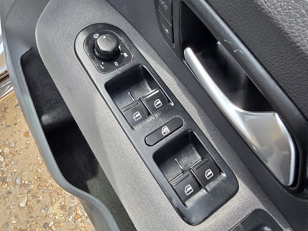 Used Volkswagen Amarok 2016 for sale - 78200944: Photo 10