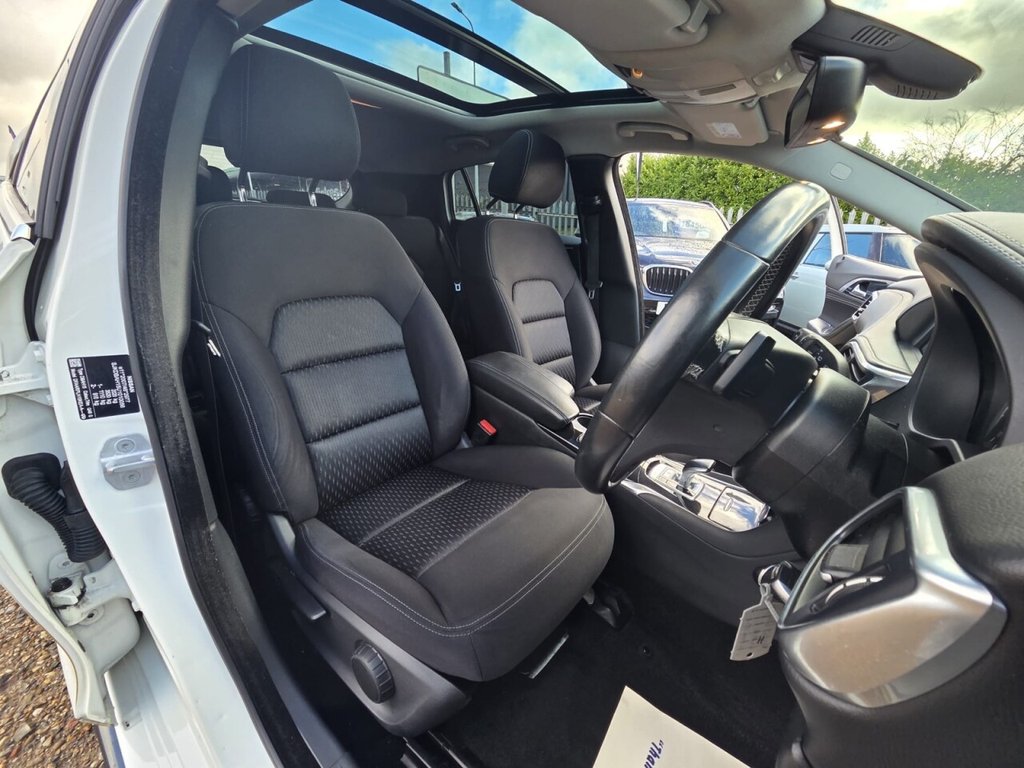 Used Infiniti Q30 2017 for sale - 77572112: Photo 27