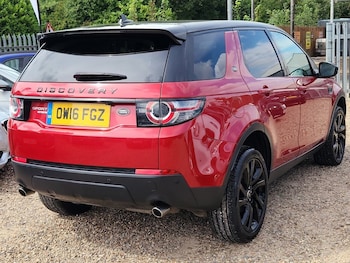 Used Land Rover Discovery Sport 2016 for sale - 75527383: Photo