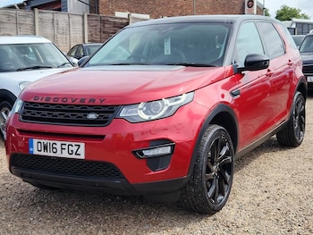 Used Land Rover Discovery Sport 2016 for sale - 75527383: Photo