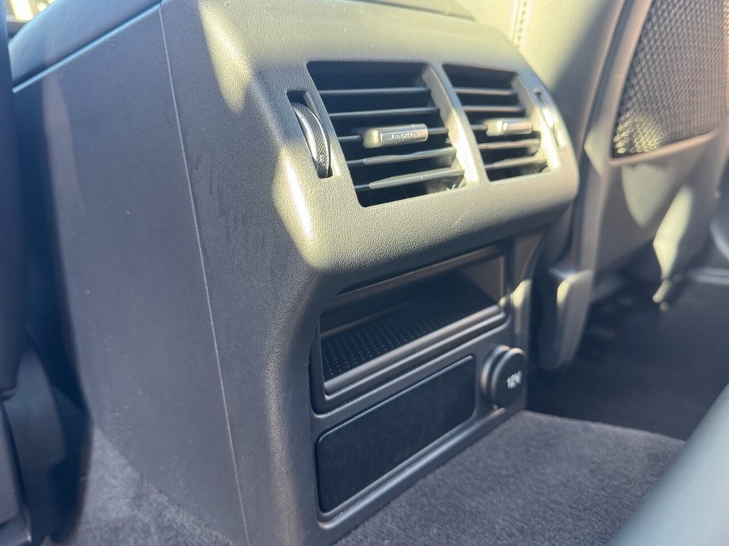 Used Jaguar XE 2016 for sale - 76642599: Photo 21