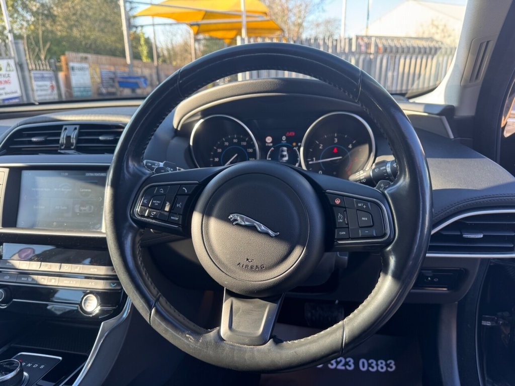 Used Jaguar XE 2016 for sale - 76642599: Photo 27