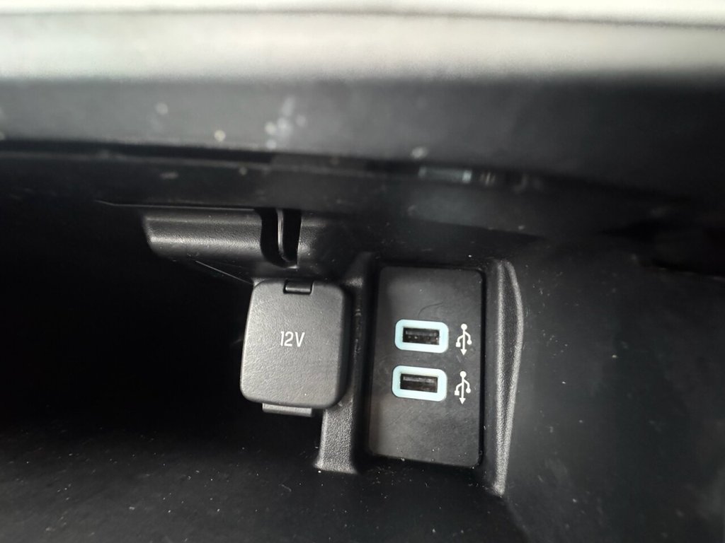 Used Ford S-Max 2017 for sale - 76496711: Photo 27