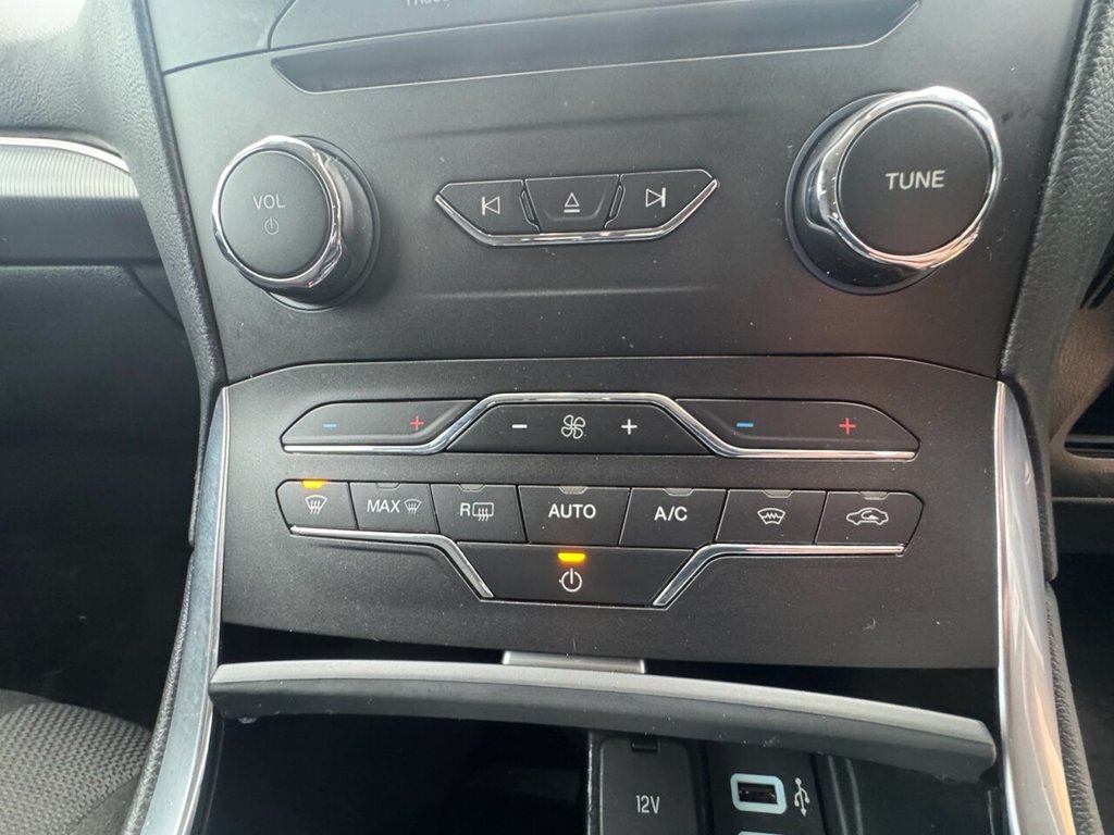 Used Ford S-Max 2017 for sale - 76496711: Photo 28