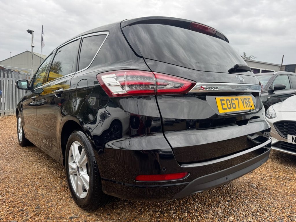 Used Ford S-Max 2017 for sale - 76496711: Photo 3
