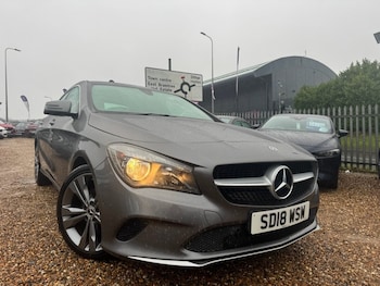 Mercedes-Benz - CLA