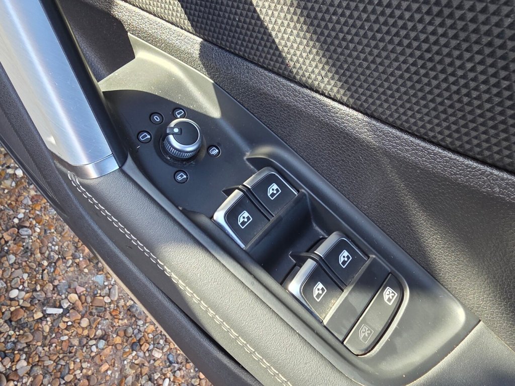 Used Audi Q2 2022 for sale - 76655232: Photo 25