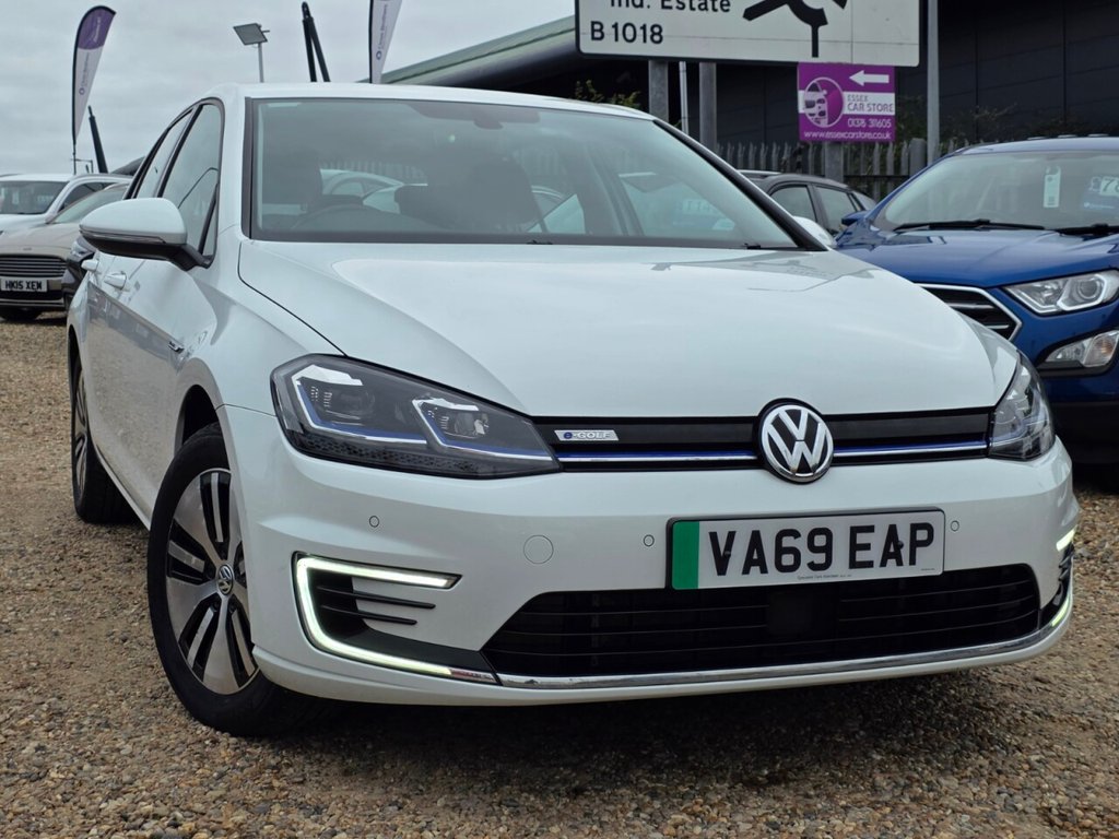 Used Volkswagen Golf 2020 for sale - 76163059: Photo 1
