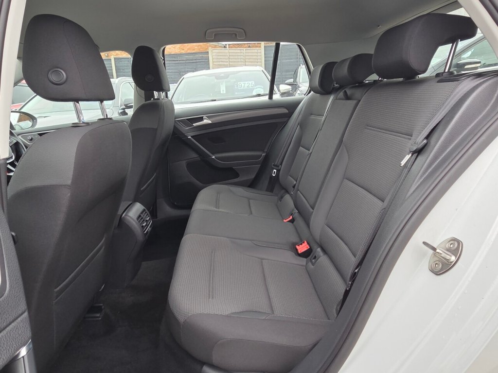 Used Volkswagen Golf 2020 for sale - 76163059: Photo 11