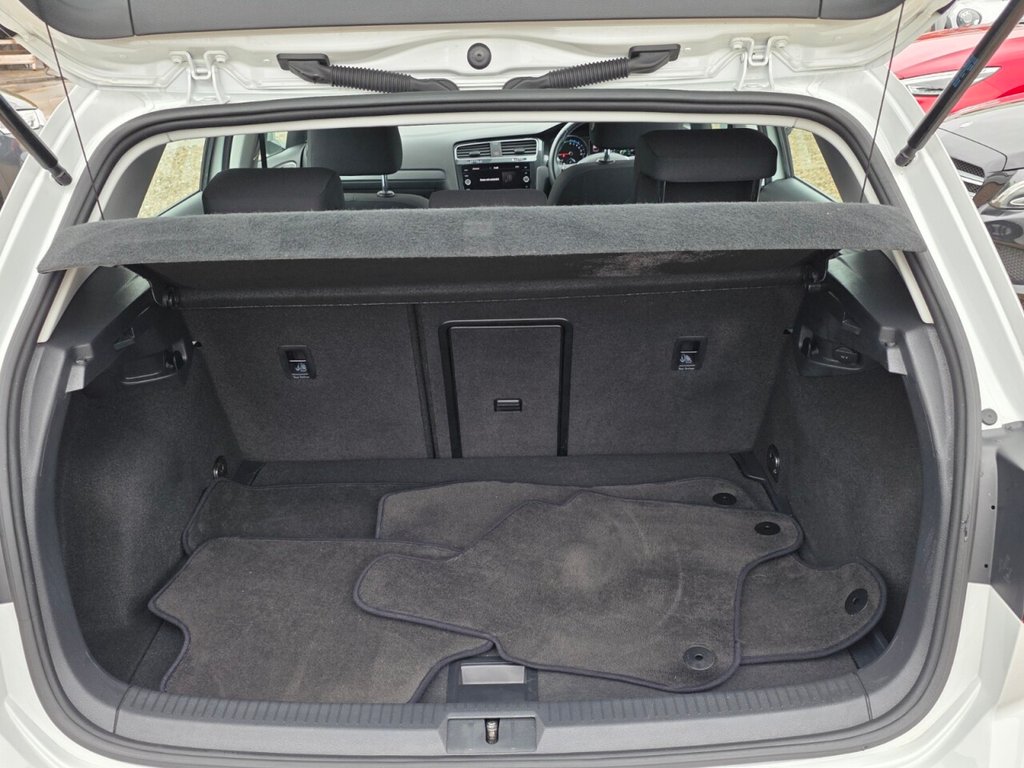 Used Volkswagen Golf 2020 for sale - 76163059: Photo 8