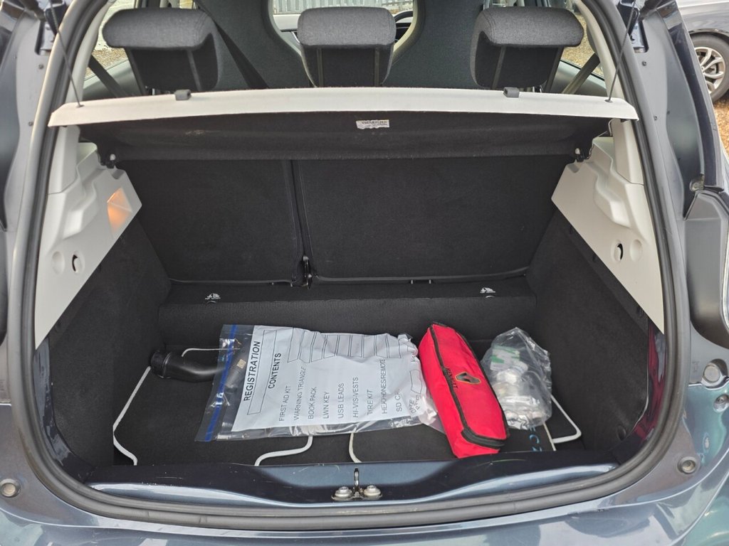 Used Renault Zoe 2021 for sale - 76783794: Photo 11