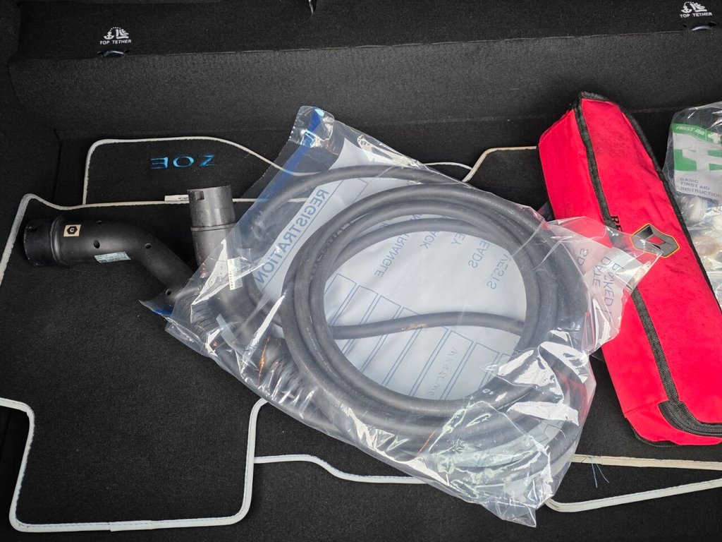 Used Renault Zoe 2021 for sale - 76783794: Photo 12