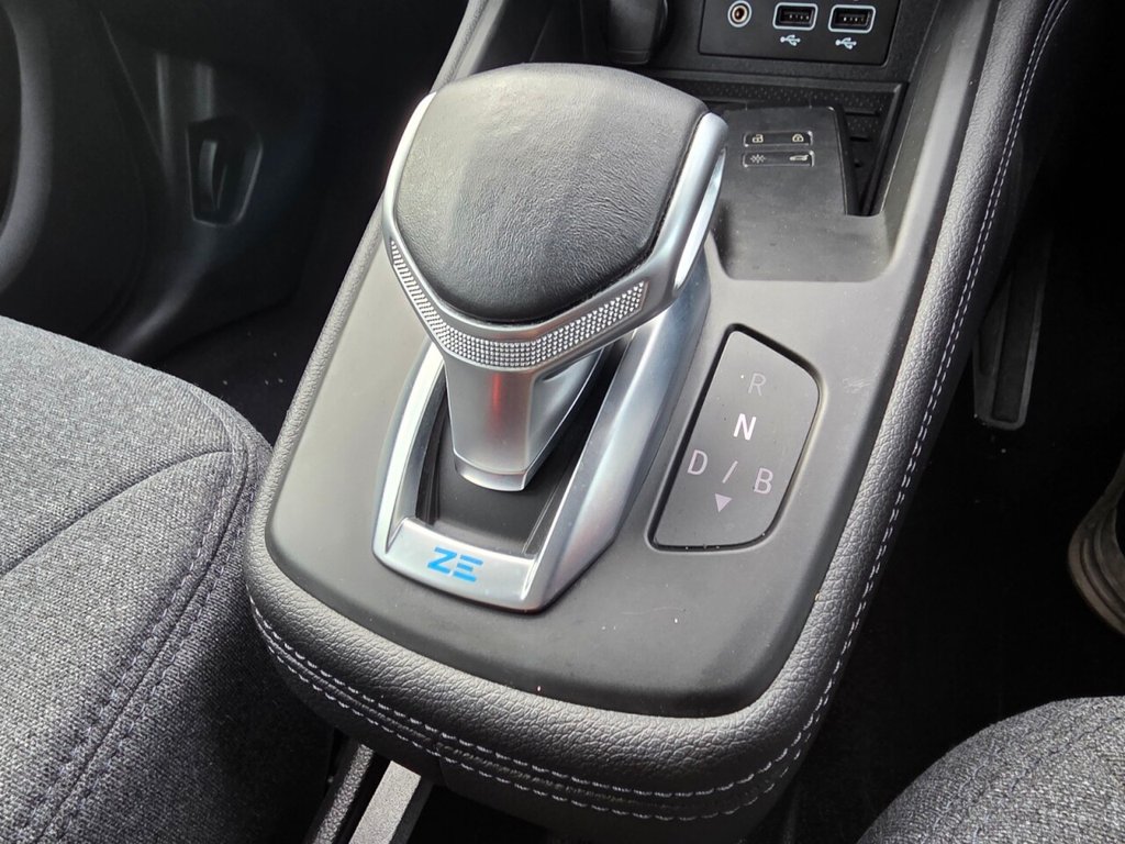 Used Renault Zoe 2021 for sale - 76783794: Photo 28