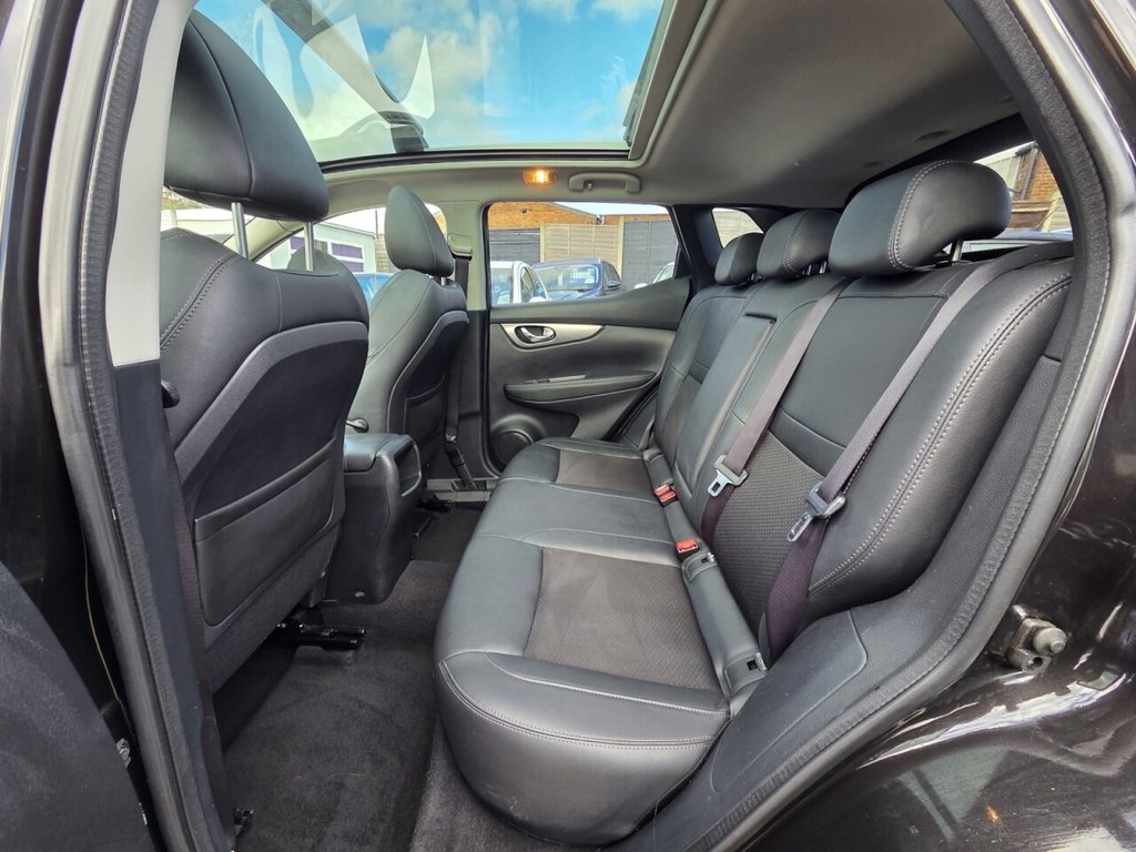 Used Nissan Qashqai 2018 for sale - 77655071: Photo 10