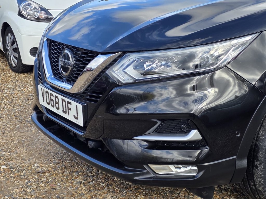 Used Nissan Qashqai 2018 for sale - 77655071: Photo 3