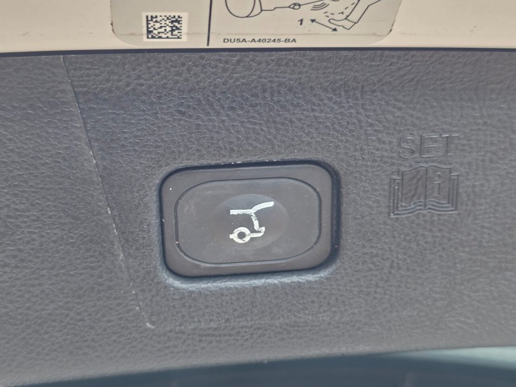 Used Ford Edge 2017 for sale - 76923901: Photo 9