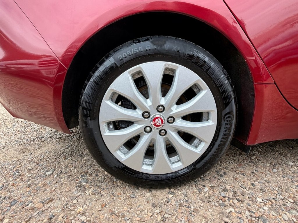 Used Jaguar XE 2015 for sale - 78097176: Photo 11