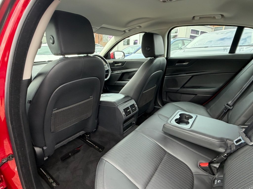 Used Jaguar XE 2015 for sale - 78097176: Photo 22