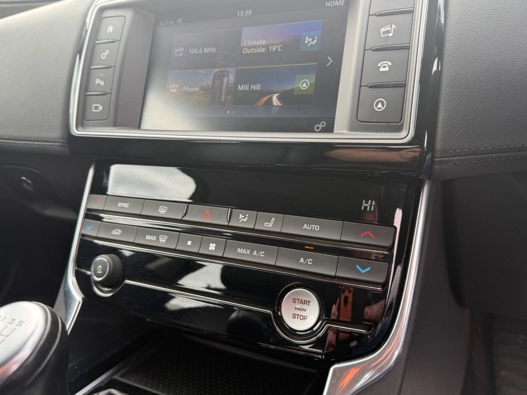 Used Jaguar XE 2015 for sale - 78097176: Photo 35