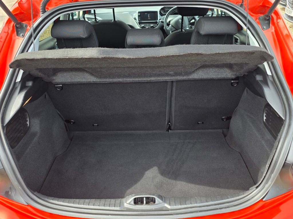 Used Peugeot 208 2017 for sale - 78181626: Photo 10