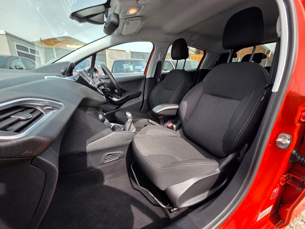 Used Peugeot 208 2017 for sale - 78181626: Photo 12