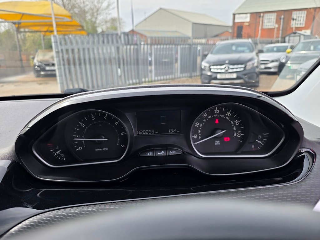 Used Peugeot 208 2017 for sale - 78181626: Photo 18