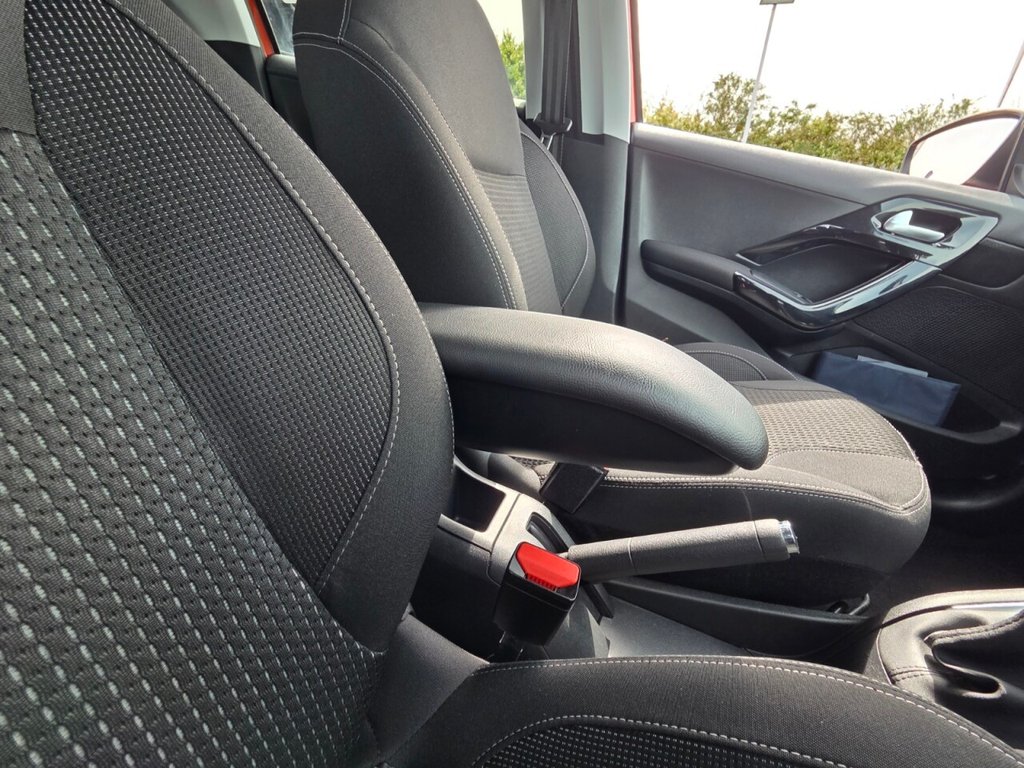 Used Peugeot 208 2017 for sale - 78181626: Photo 24