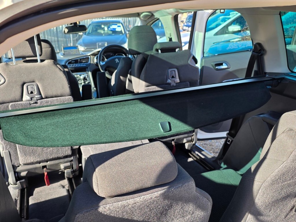 Used Peugeot 5008 2015 for sale - 76368250: Photo 14