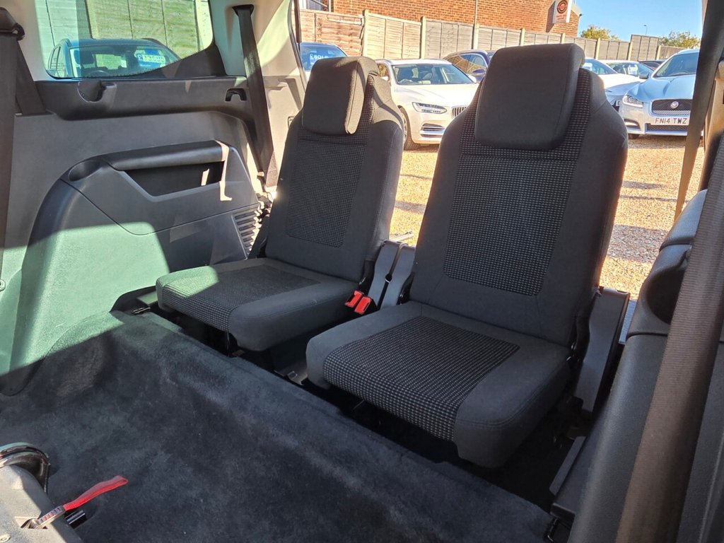 Used Peugeot 5008 2015 for sale - 76368250: Photo 18