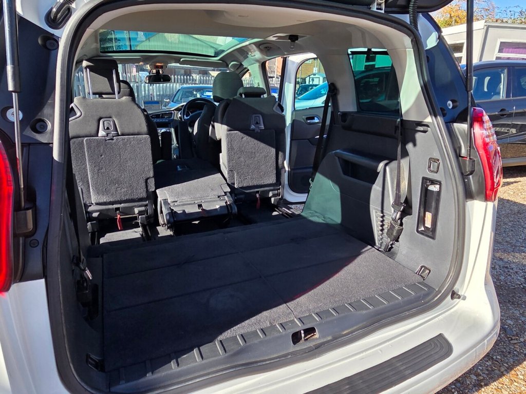 Used Peugeot 5008 2015 for sale - 76368250: Photo 21